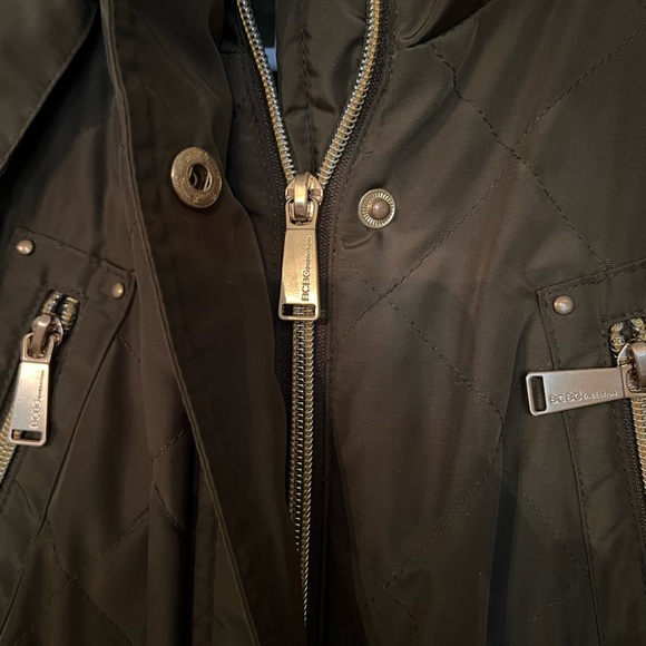 BCBG coat - Picture 3 of 9